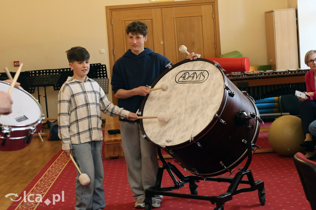 Parada perkusyjna Drum Battle 2025 w ZSM