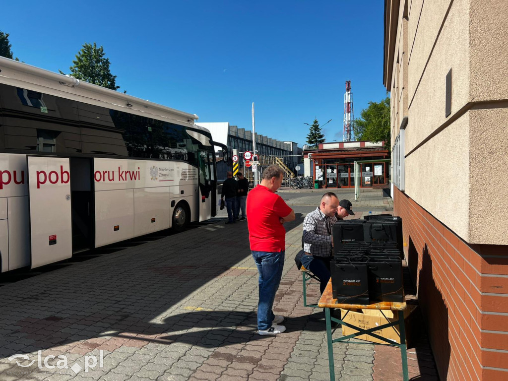 IX Hutnicza Zbiórka Krwi przed Hutą Miedzi Legnica