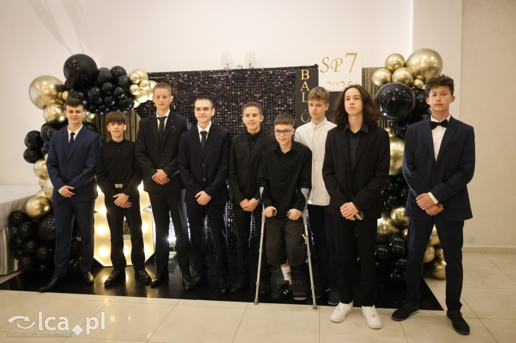 Bal ósmoklasisty w SP 7 zamknął ważny etap w życiu
