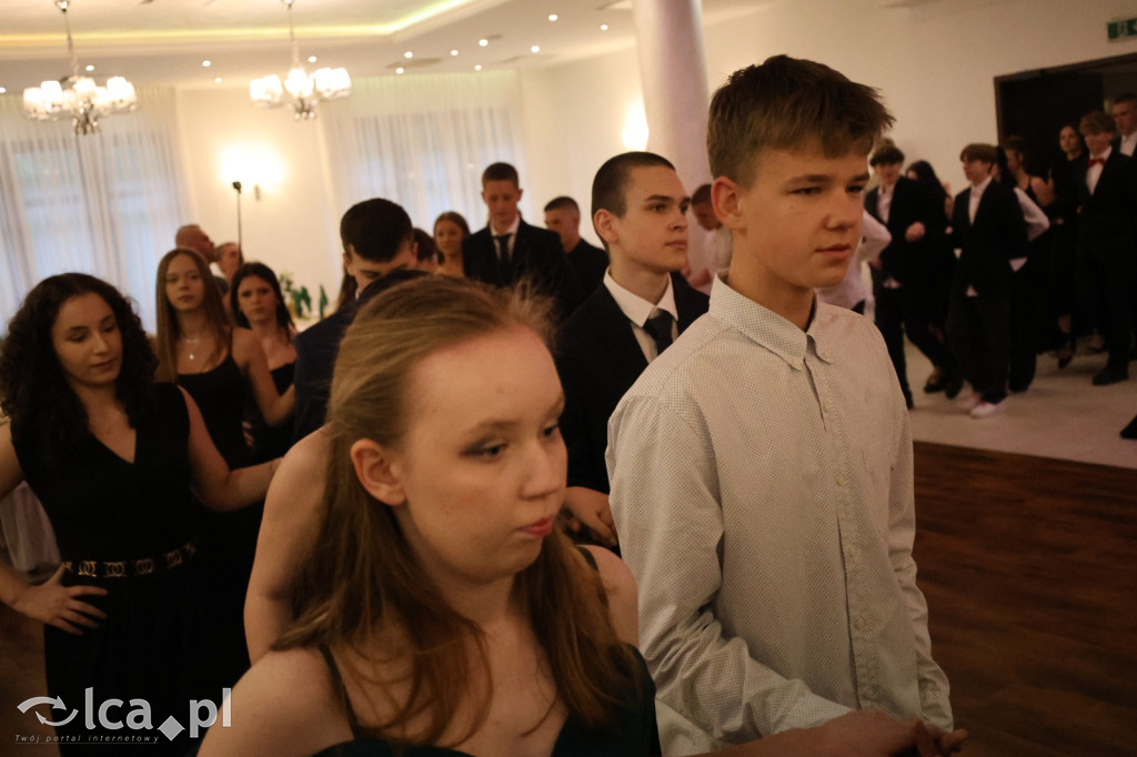 Bal ósmoklasisty w SP 7 zamknął ważny etap w życiu