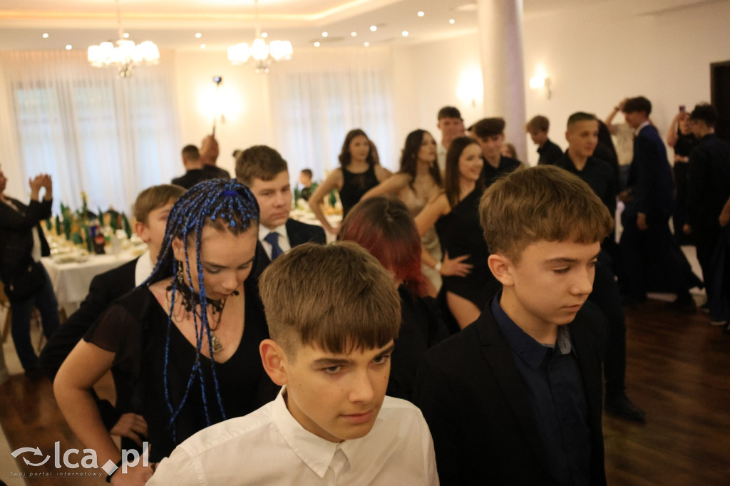 Bal ósmoklasisty w SP 7 zamknął ważny etap w życiu