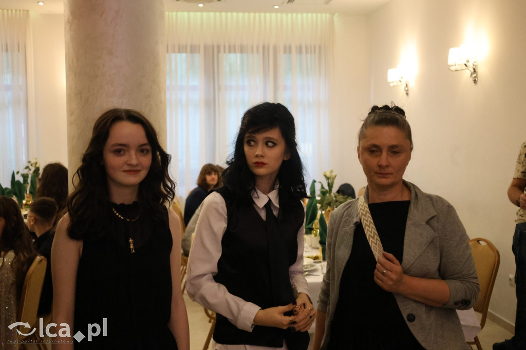 Bal ósmoklasisty w SP 7 zamknął ważny etap w życiu