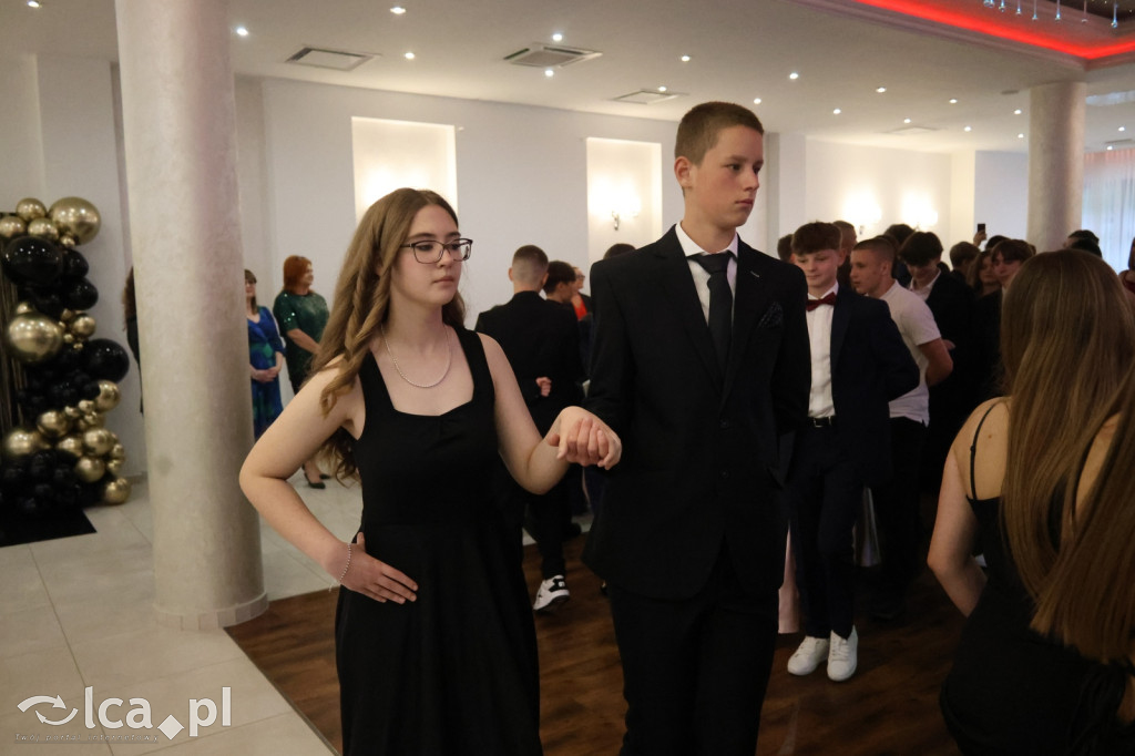 Bal ósmoklasisty w SP 7 zamknął ważny etap w życiu