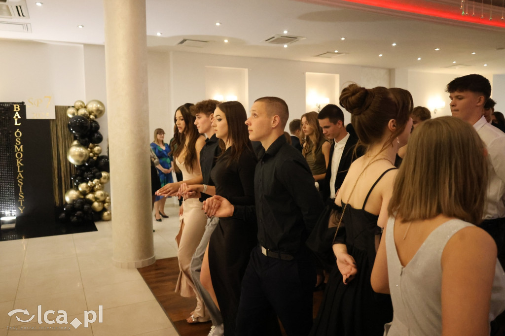 Bal ósmoklasisty w SP 7 zamknął ważny etap w życiu