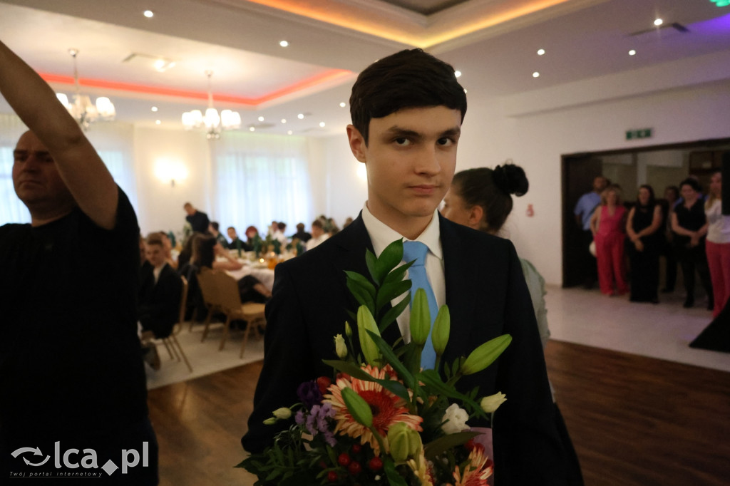 Bal ósmoklasisty w SP 7 zamknął ważny etap w życiu