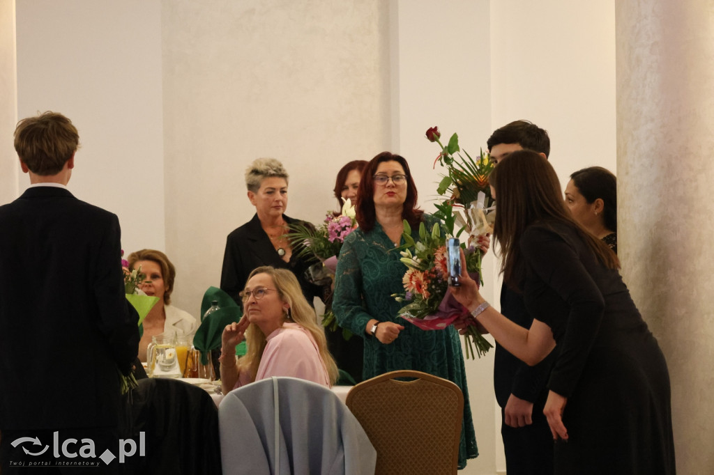 Bal ósmoklasisty w SP 7 zamknął ważny etap w życiu