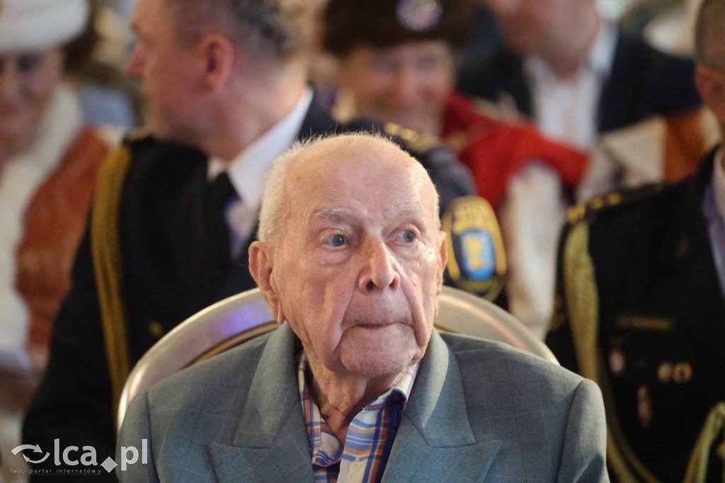 Honorowe tytuły i odznaczenia wręczone