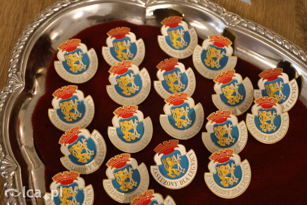 Honorowe tytuły i odznaczenia wręczone