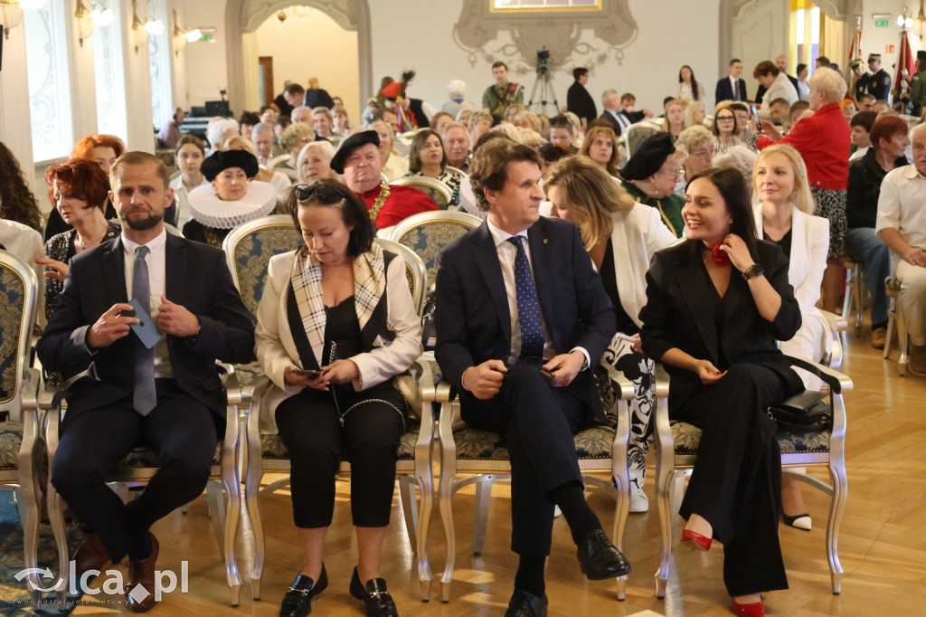 Honorowe tytuły i odznaczenia wręczone