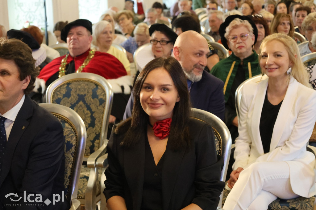 Honorowe tytuły i odznaczenia wręczone