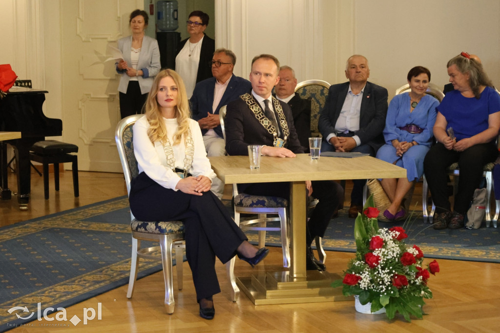Honorowe tytuły i odznaczenia wręczone