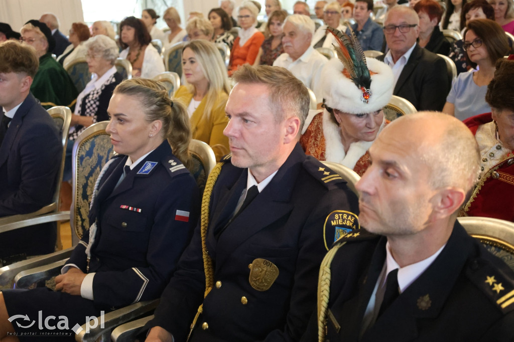 Honorowe tytuły i odznaczenia wręczone