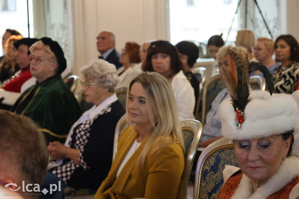 Honorowe tytuły i odznaczenia wręczone