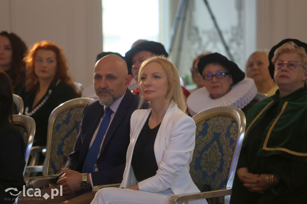 Honorowe tytuły i odznaczenia wręczone