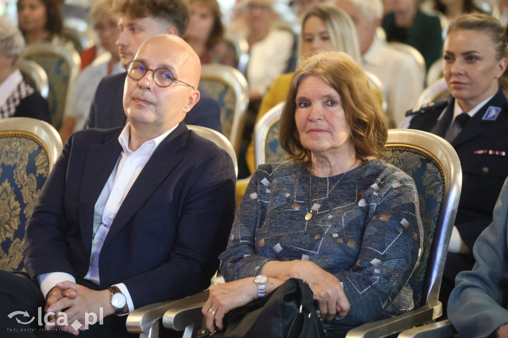 Honorowe tytuły i odznaczenia wręczone