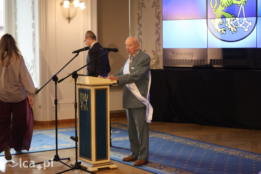 Honorowe tytuły i odznaczenia wręczone