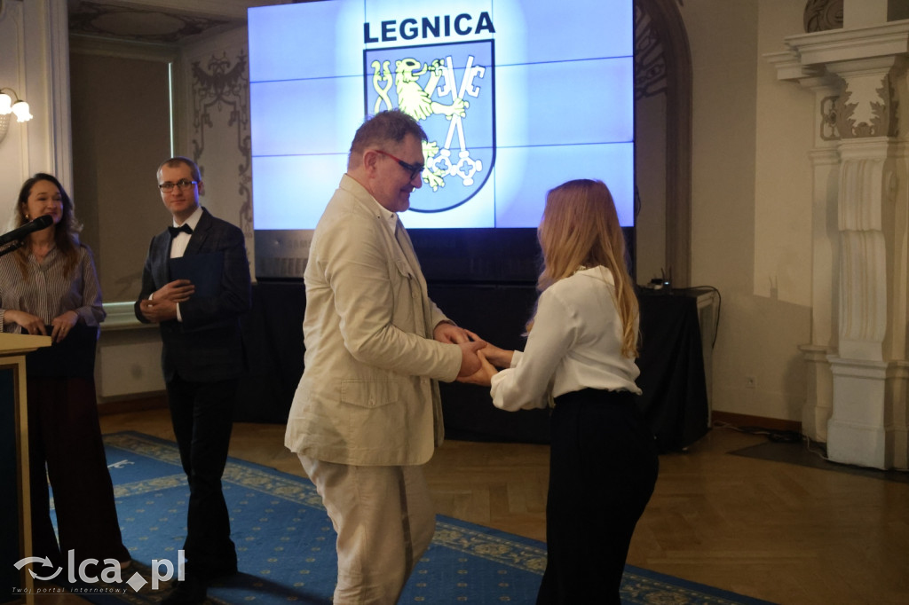 Honorowe tytuły i odznaczenia wręczone