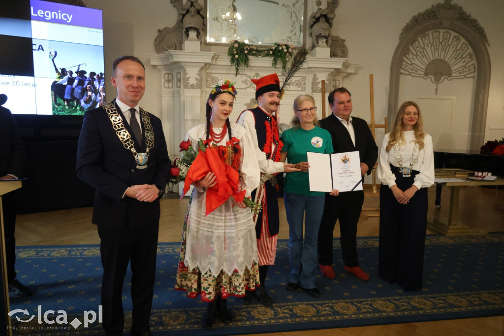 Honorowe tytuły i odznaczenia wręczone
