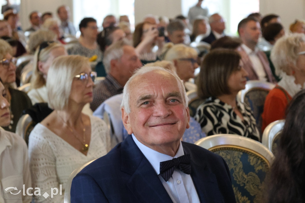 Honorowe tytuły i odznaczenia wręczone