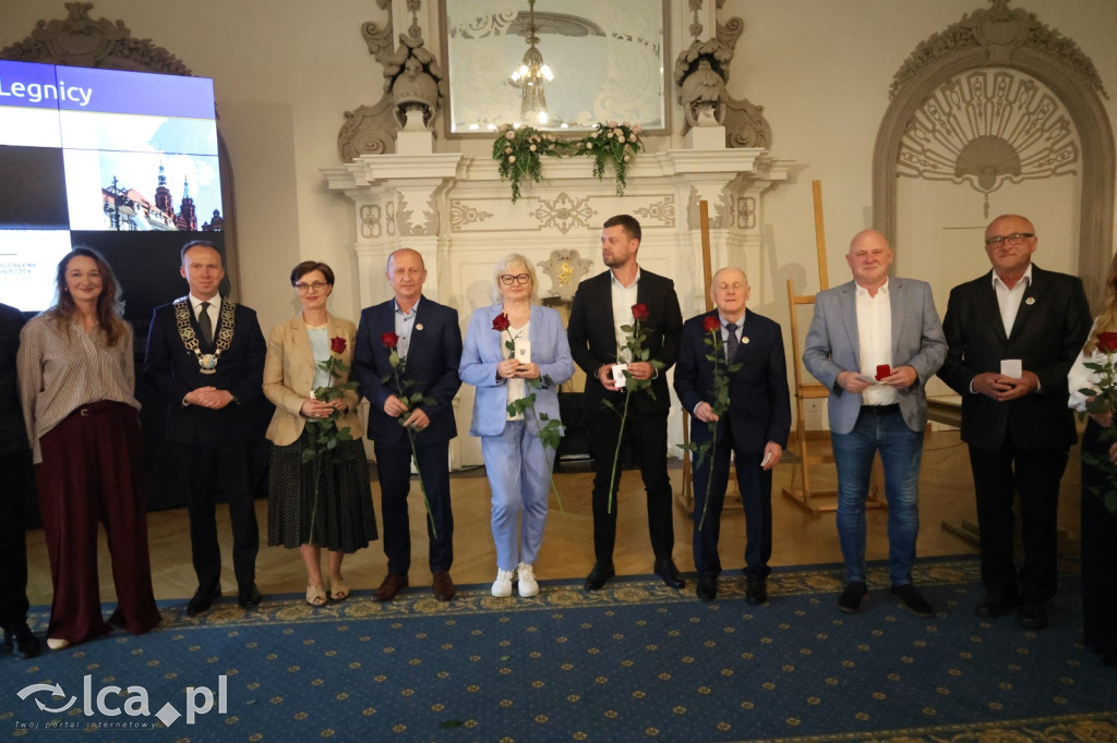 Honorowe tytuły i odznaczenia wręczone