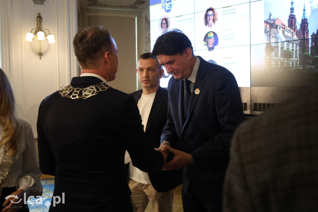 Honorowe tytuły i odznaczenia wręczone