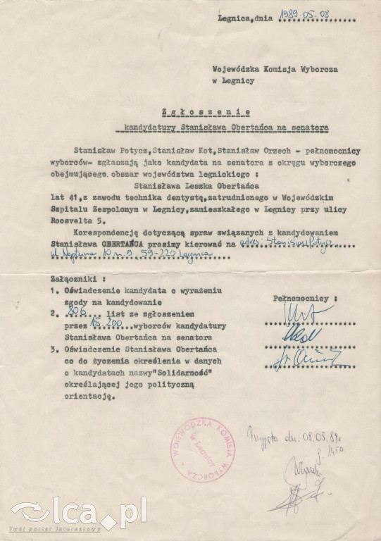 Plakaty, ulotki i wycinki prasowe z 1989 roku