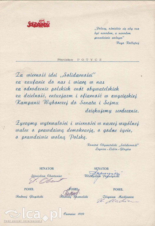 Plakaty, ulotki i wycinki prasowe z 1989 roku