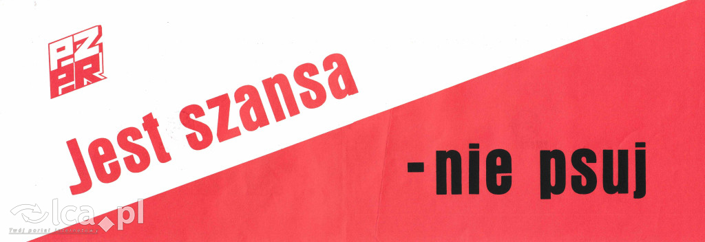 Plakaty, ulotki i wycinki prasowe z 1989 roku