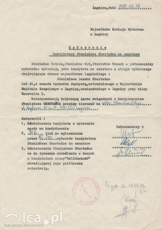 Plakaty, ulotki i wycinki prasowe z 1989 roku