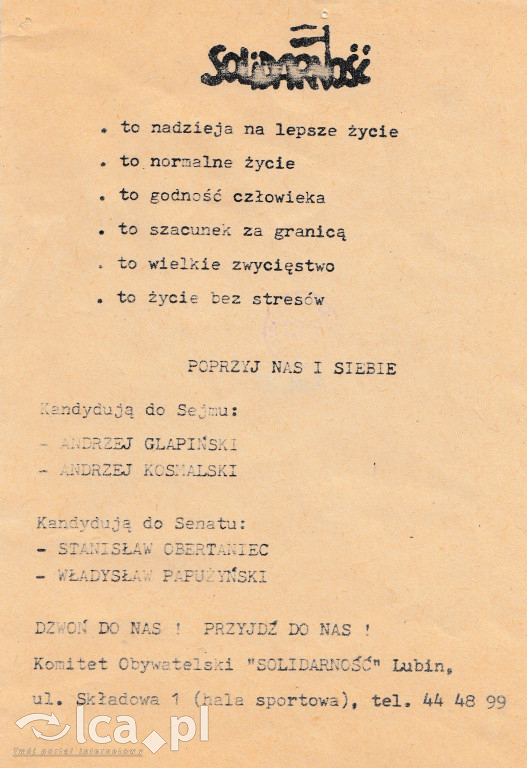Plakaty, ulotki i wycinki prasowe z 1989 roku