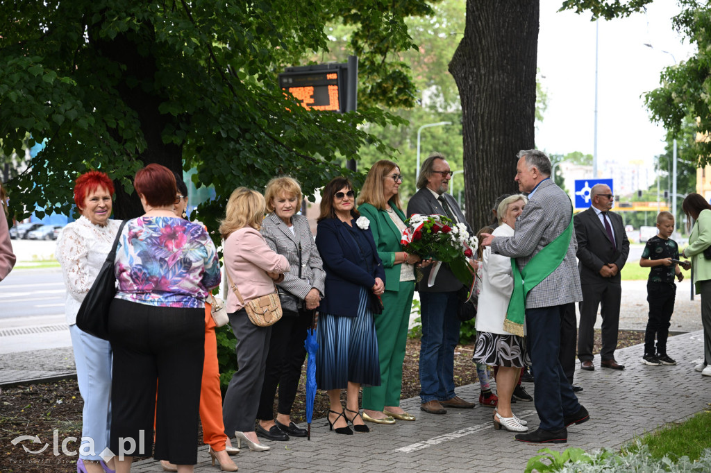 PSL składa kwiaty pod pomnikiem Witosa