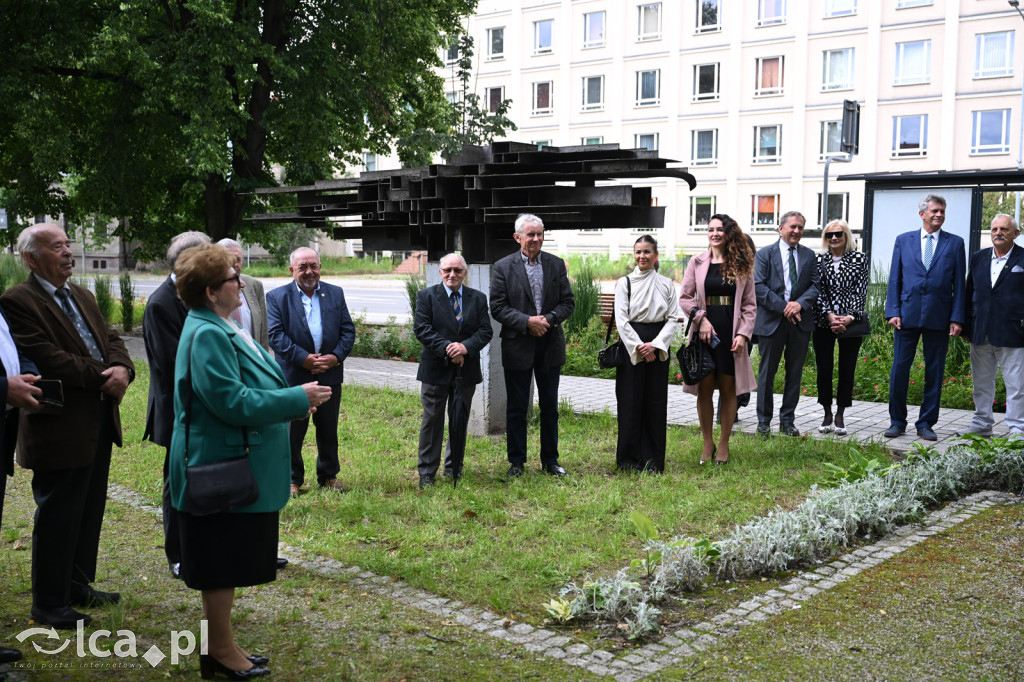 PSL składa kwiaty pod pomnikiem Witosa