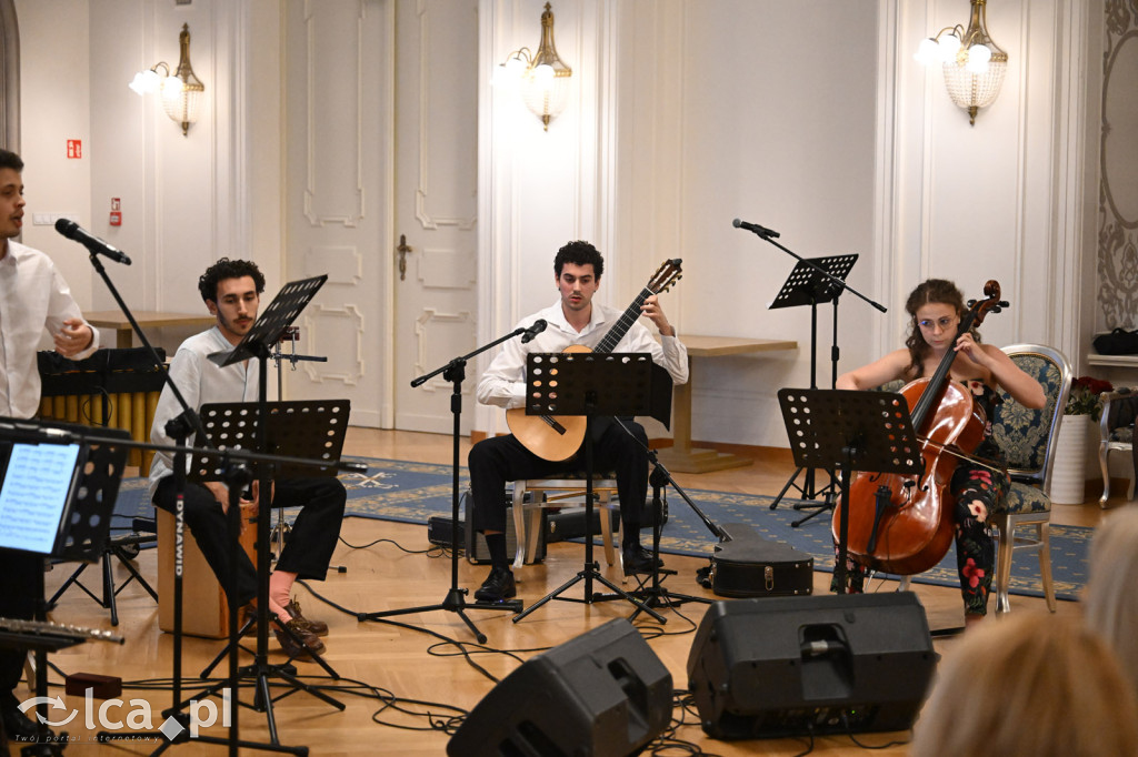 Portugalski głos, hiszpański rytm i legnicka scena