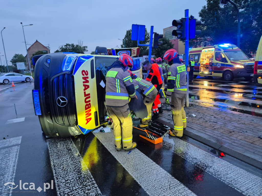 Wypadek z udziałem karetki
