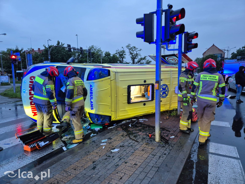 Wypadek z udziałem karetki