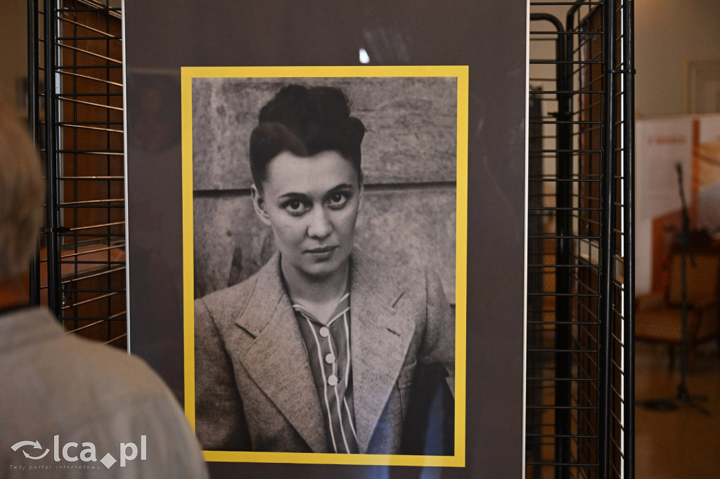 Zuzanna Lipińska przypomina Ha-Gę