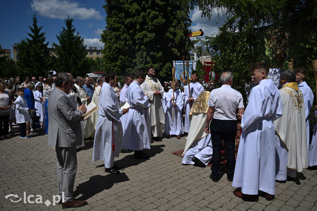 Parafie na Piekarach wspólnie uczciły Boże Ciało