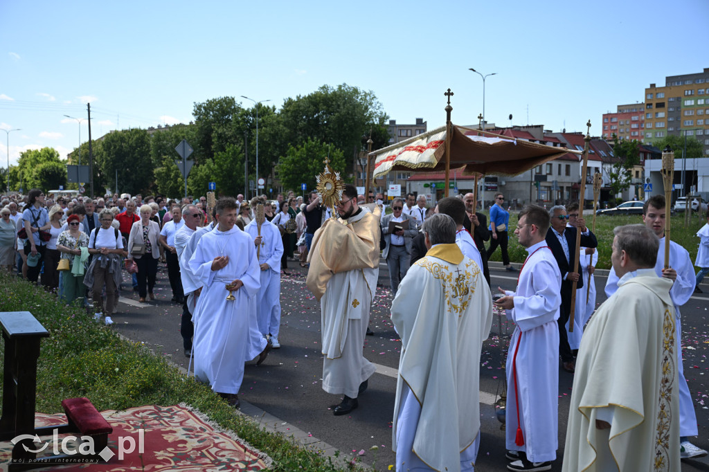 Parafie na Piekarach wspólnie uczciły Boże Ciało