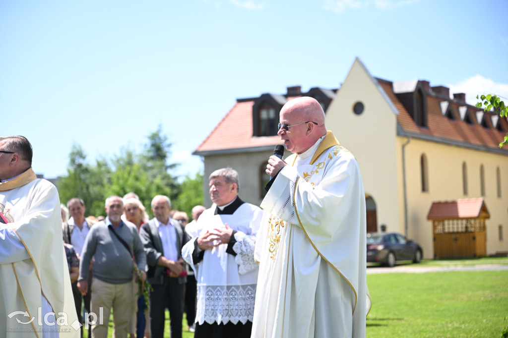 Parafie na Piekarach wspólnie uczciły Boże Ciało