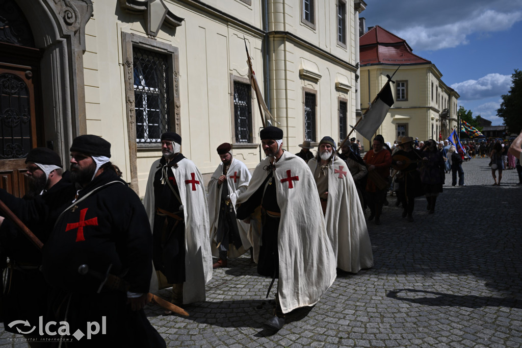 Legnickie Pole 1241 edycja 2015 rozpoczęta paradą