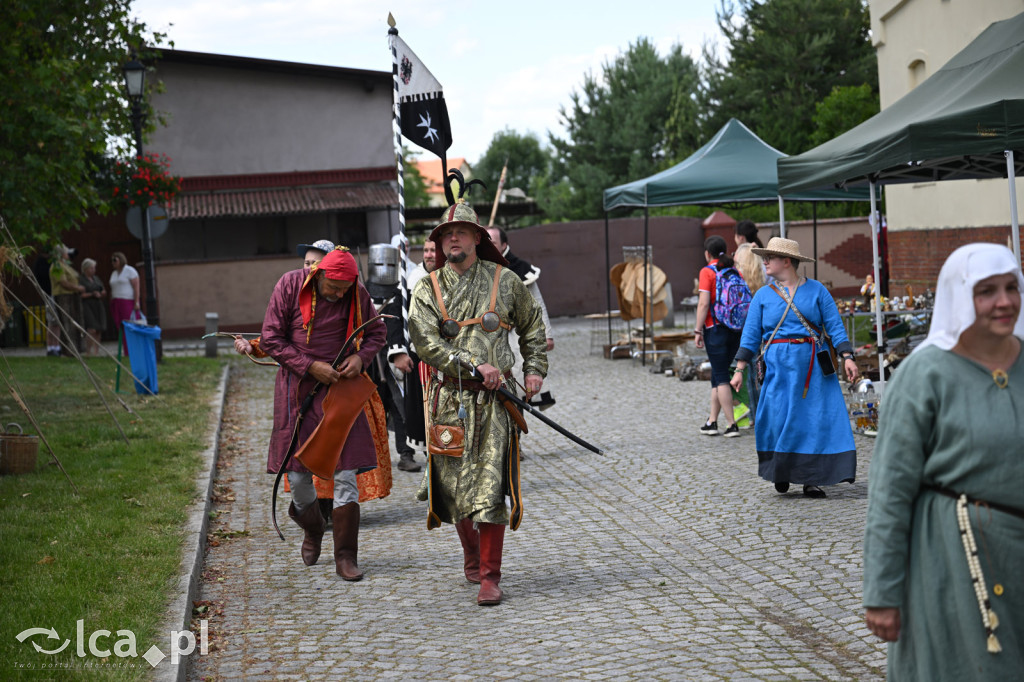 Legnickie Pole 1241 edycja 2015 rozpoczęta paradą