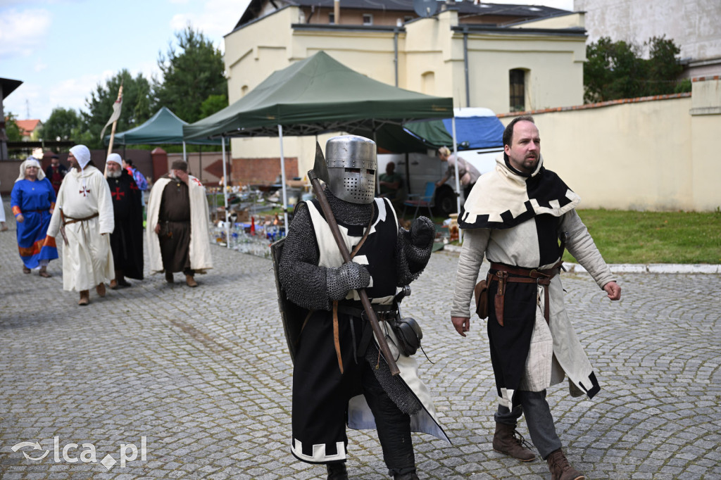 Legnickie Pole 1241 edycja 2015 rozpoczęta paradą