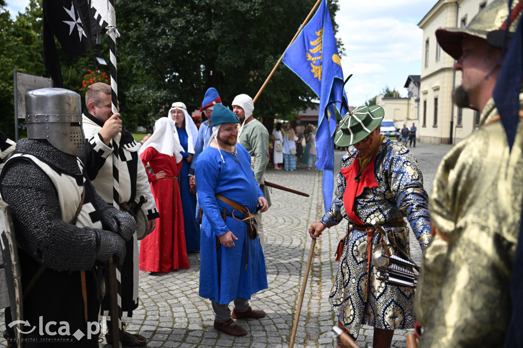 Legnickie Pole 1241 edycja 2015 rozpoczęta paradą