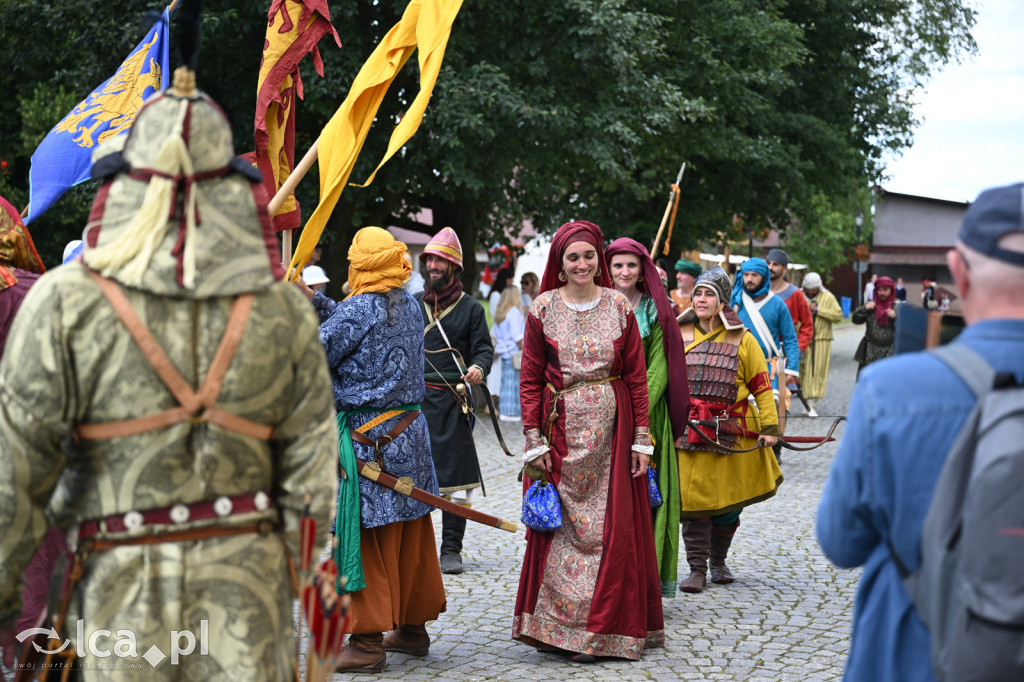 Legnickie Pole 1241 edycja 2015 rozpoczęta paradą