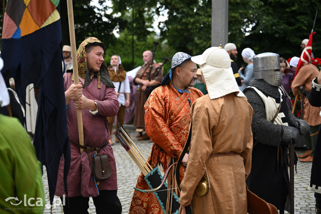 Legnickie Pole 1241 edycja 2015 rozpoczęta paradą