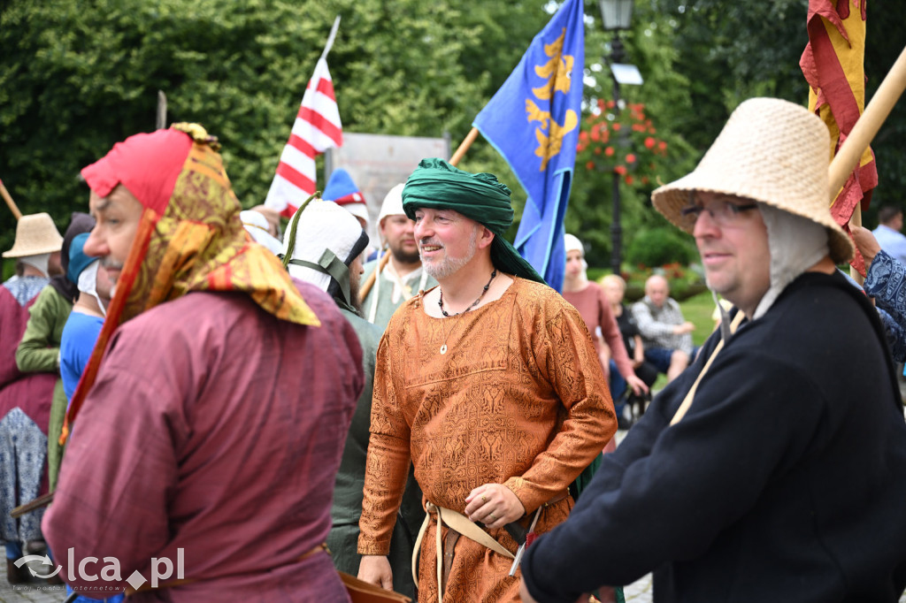 Legnickie Pole 1241 edycja 2015 rozpoczęta paradą