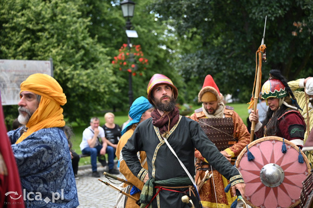 Legnickie Pole 1241 edycja 2015 rozpoczęta paradą