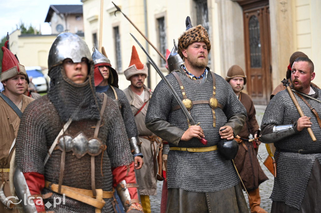 Legnickie Pole 1241 edycja 2015 rozpoczęta paradą