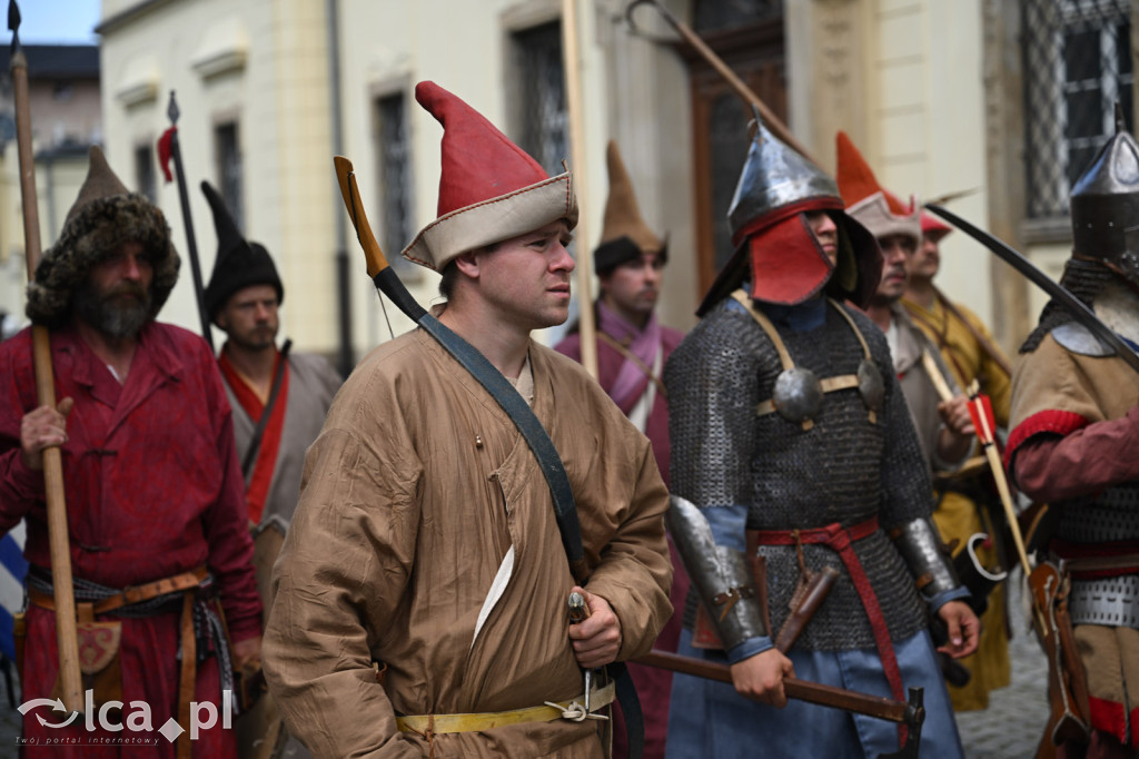 Legnickie Pole 1241 edycja 2015 rozpoczęta paradą