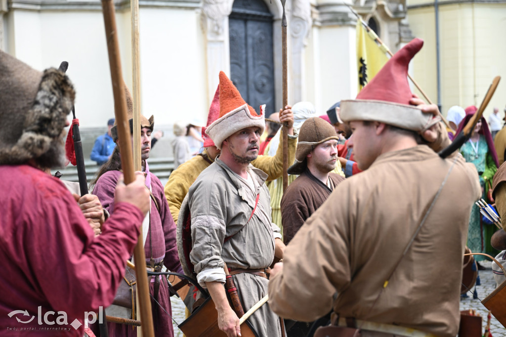 Legnickie Pole 1241 edycja 2015 rozpoczęta paradą
